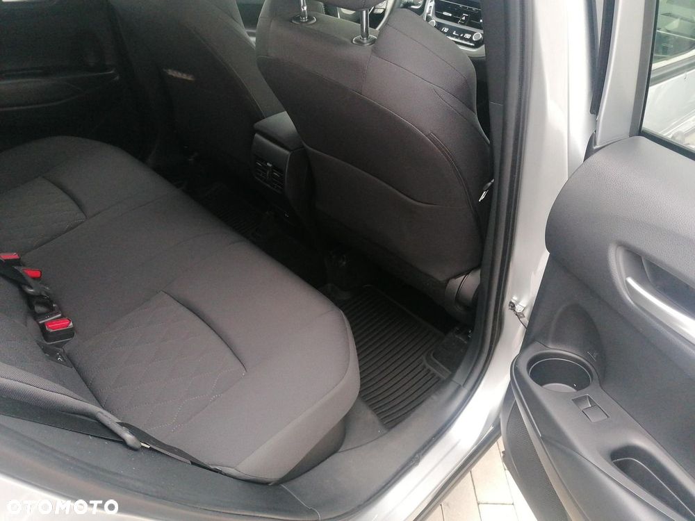 Toyota Corolla Cross - 12