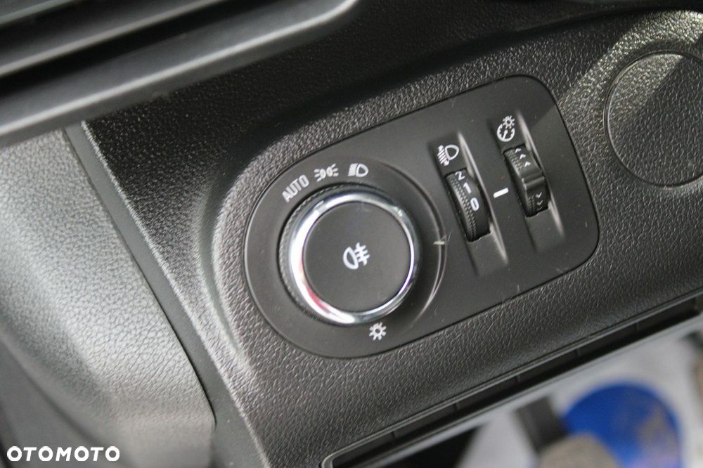 Opel Combo - 19