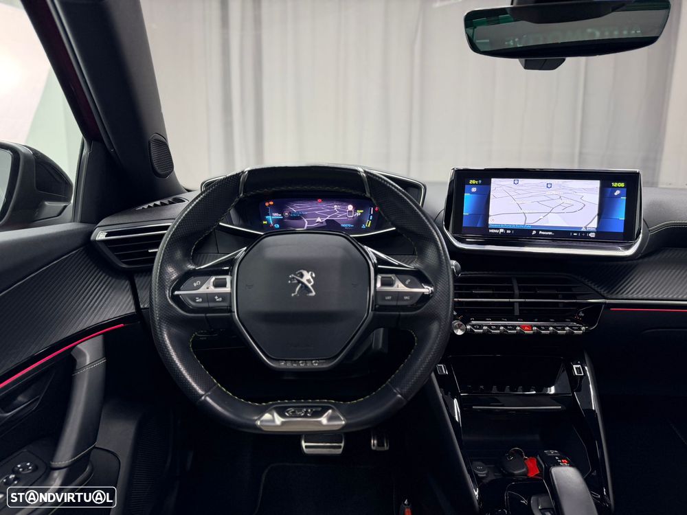 Peugeot e-2008 GT - 14