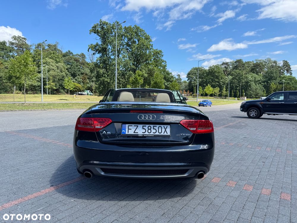 Audi A5 Cabrio - 16