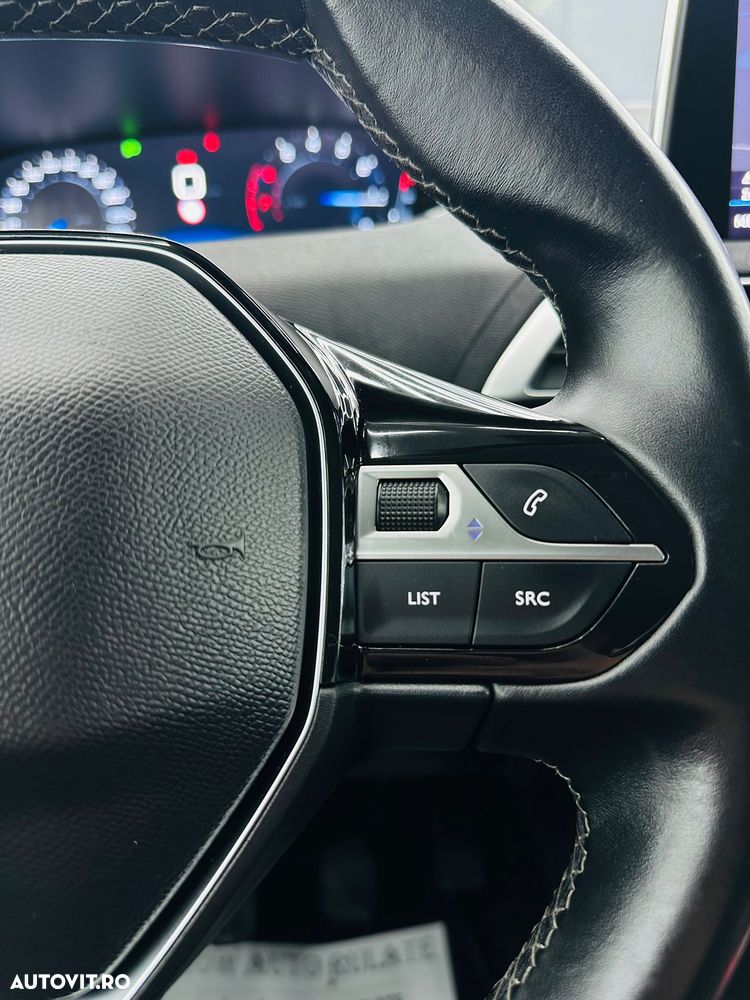 Peugeot 3008 PureTech 130 Stop & Start GPF Allure - 30