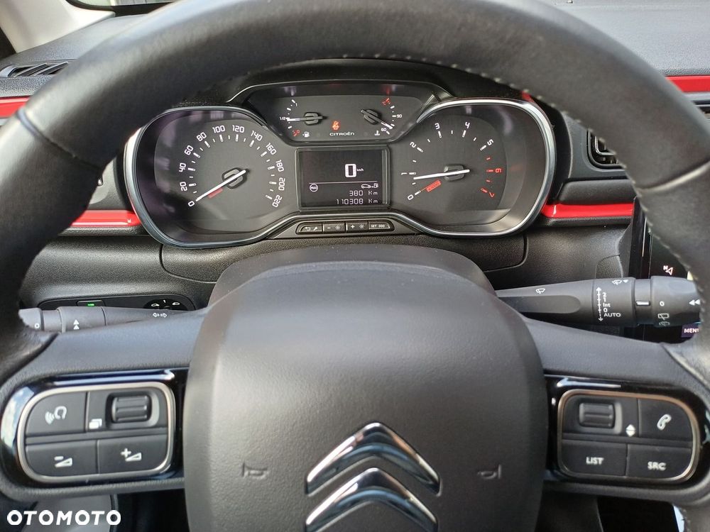 Citroën C3 1.2 PureTech Shine - 25