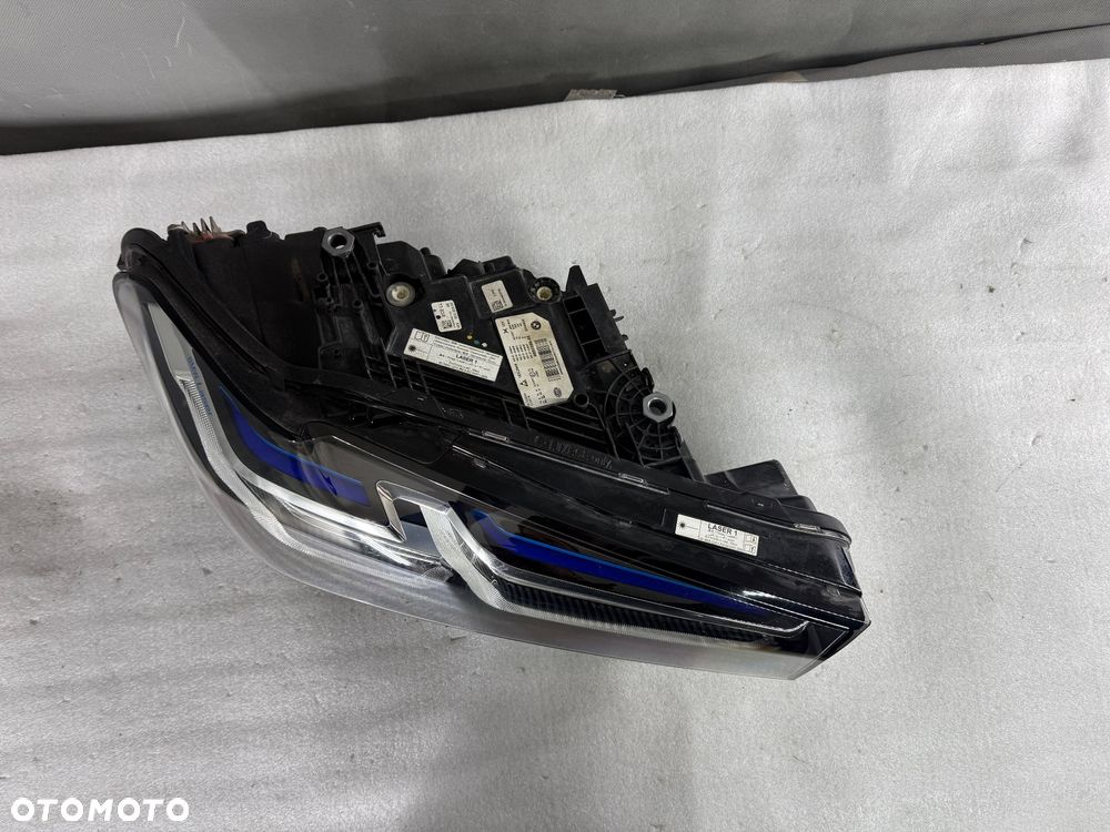 Reflektor lampa prawa BMW 5 G30 G31 G38 9850588 LASER - 3