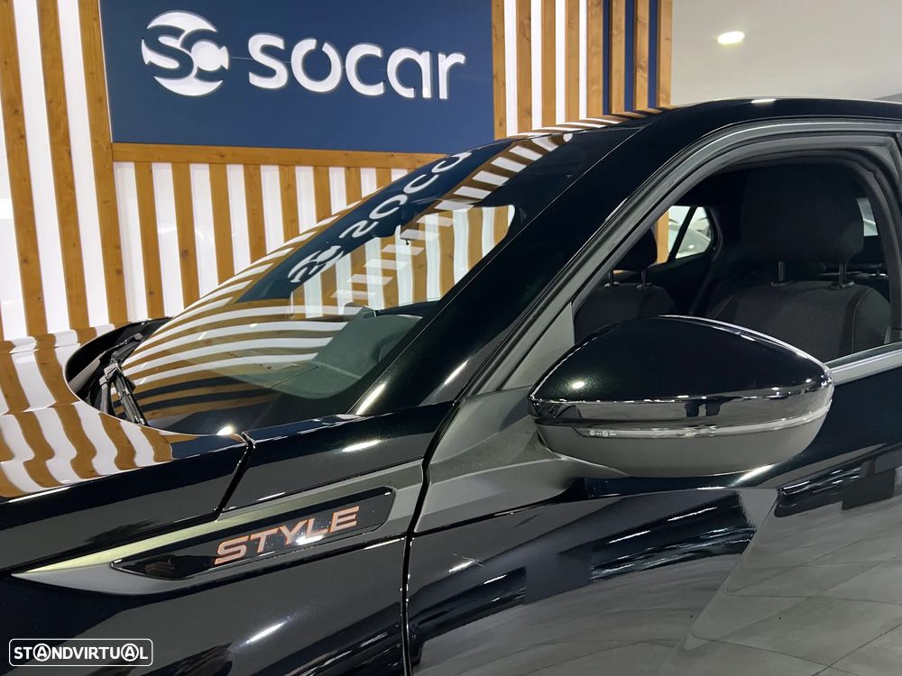 Peugeot 2008 1.2 PureTech Style - 4