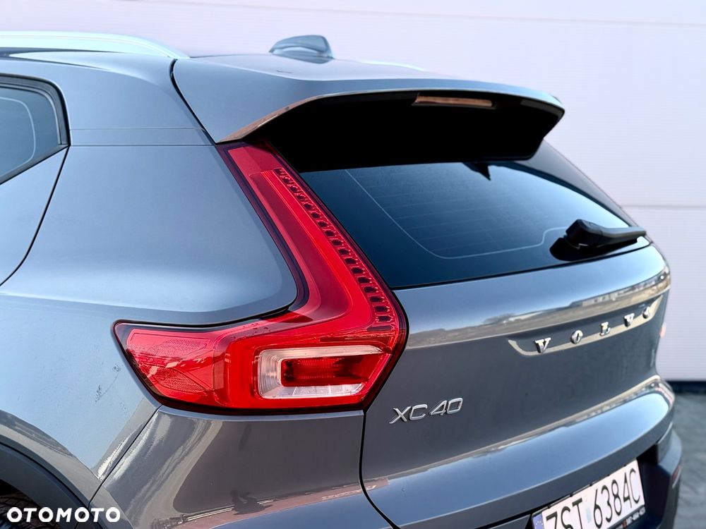 Volvo XC 40 D3 Momentum Pro - 23