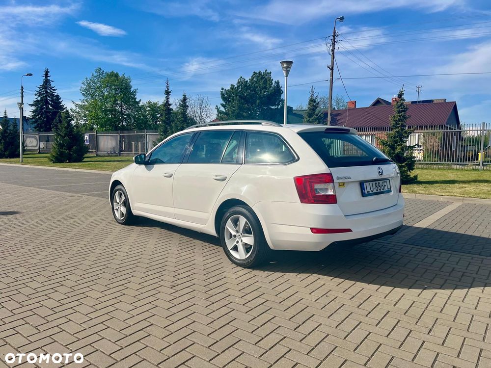 Skoda Octavia 1.6 TDI Ambition - 2