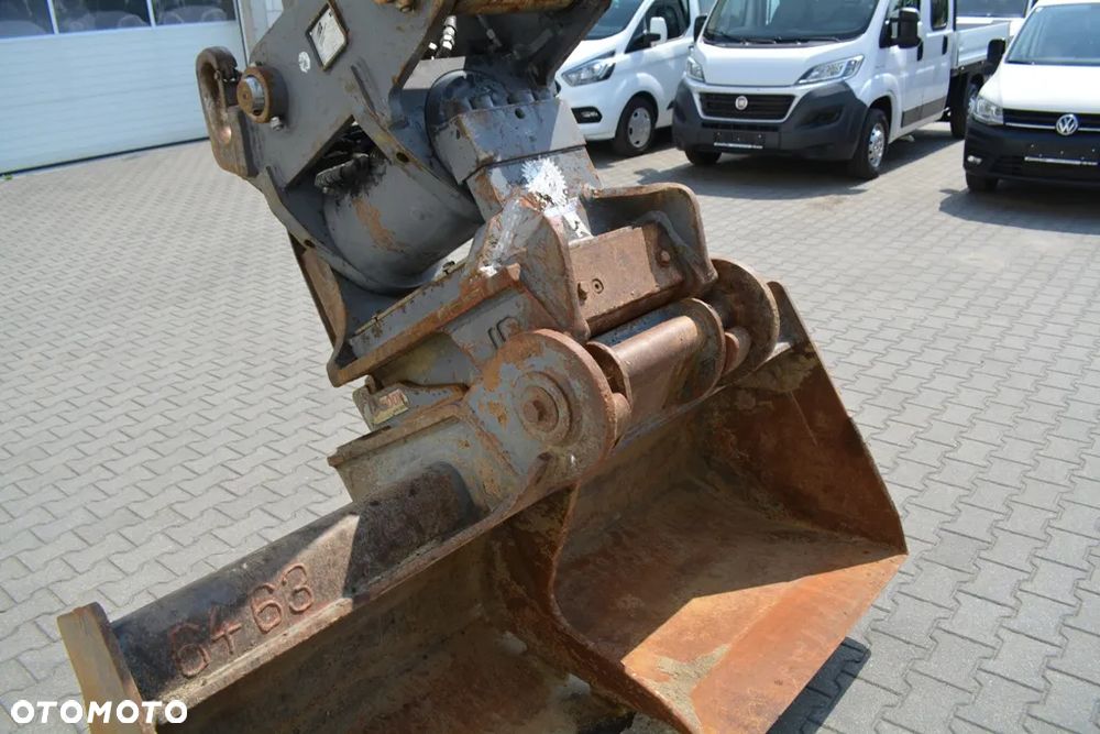 Volvo VOLVO EW160E SUPER STAN z osprzętem - 13