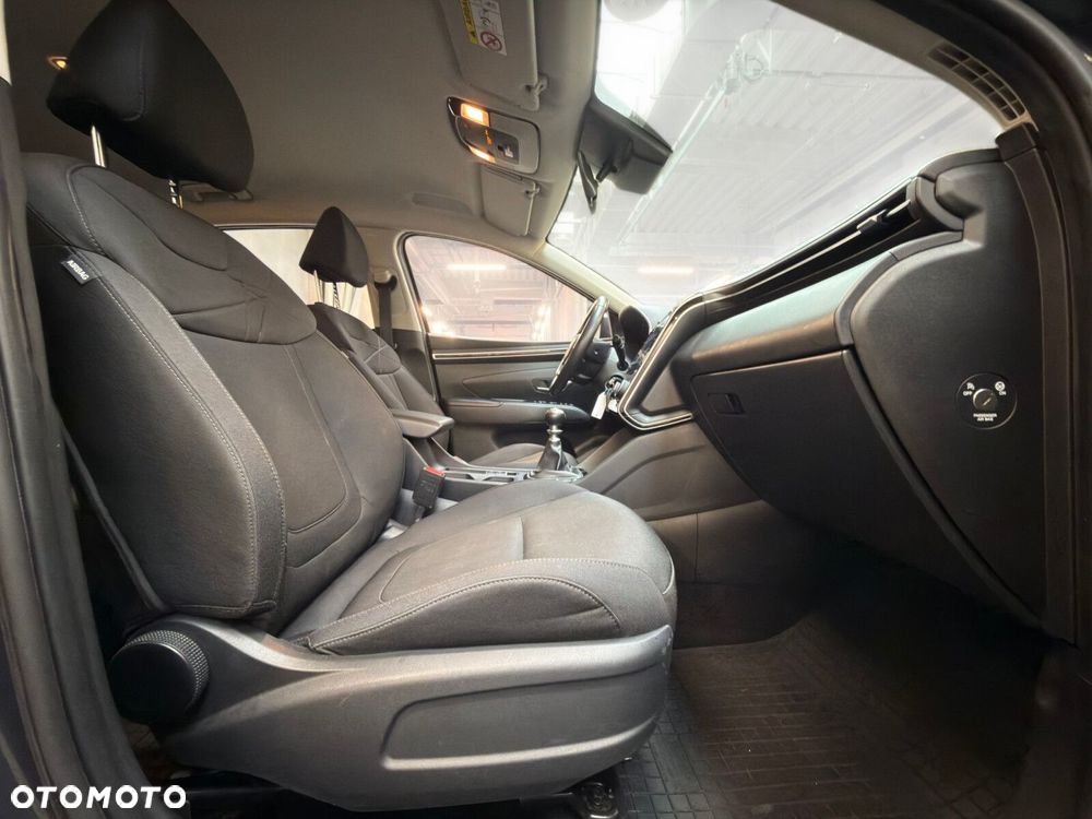 Hyundai Tucson 1.6 T-GDi Modern Plus 2WD - 24