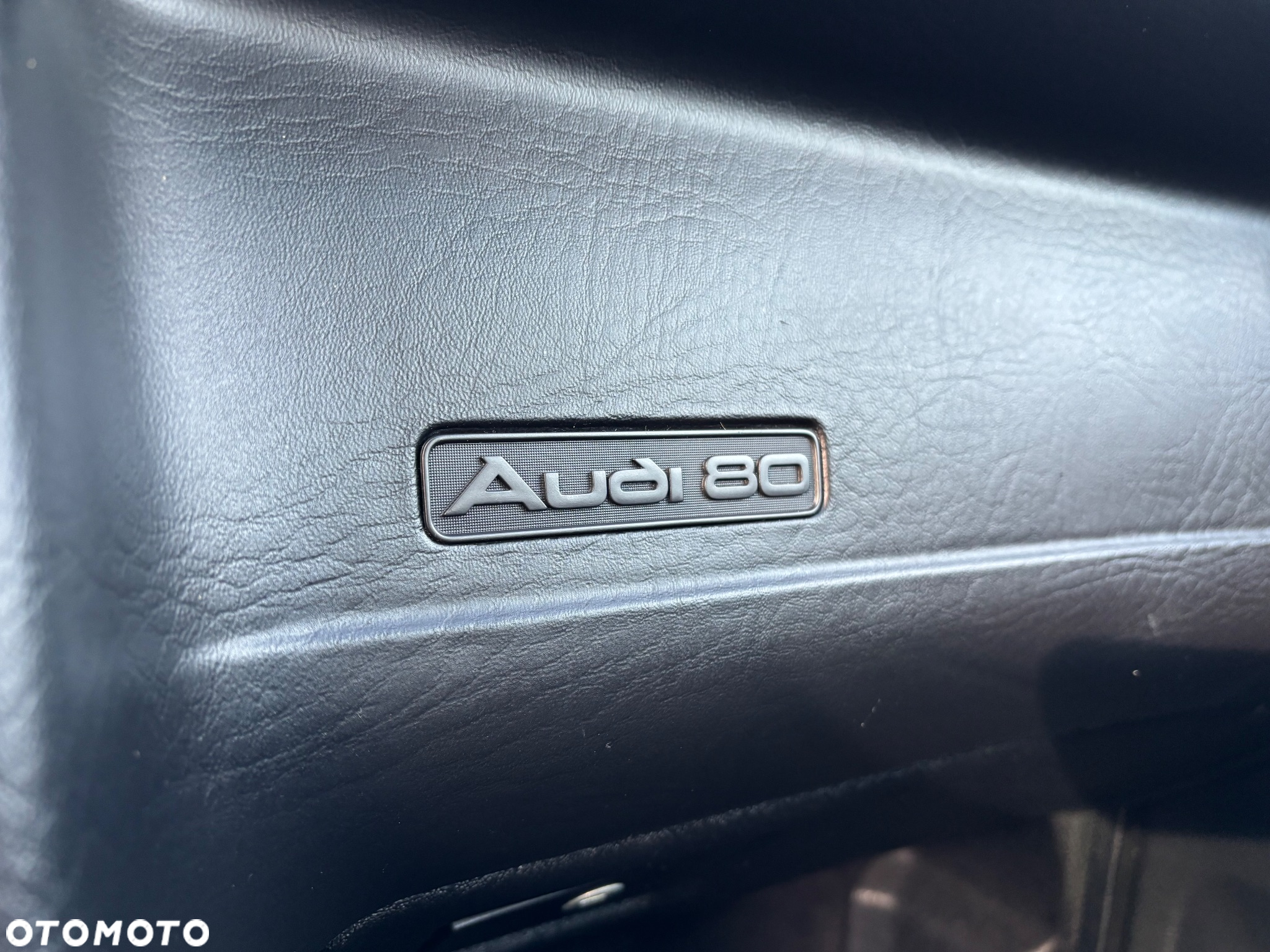 Audi 80 2.0 E - 24