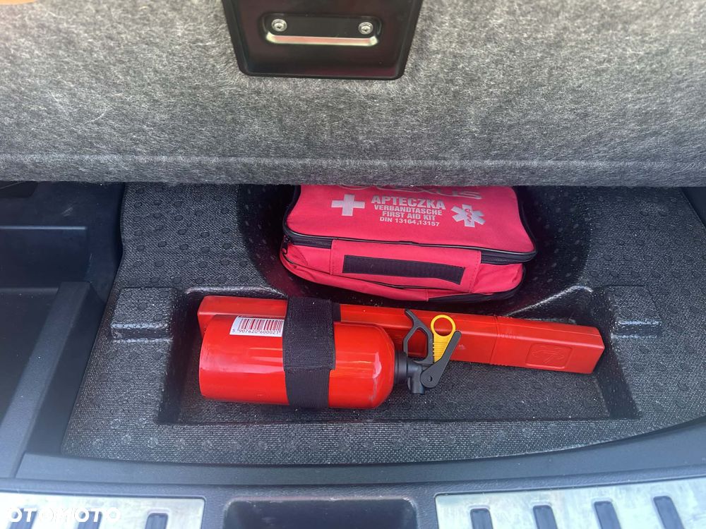 Lexus NX 200t Elite AWD - 17