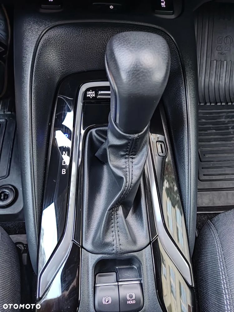 Toyota Corolla 1.8 Hybrid Comfort - 16