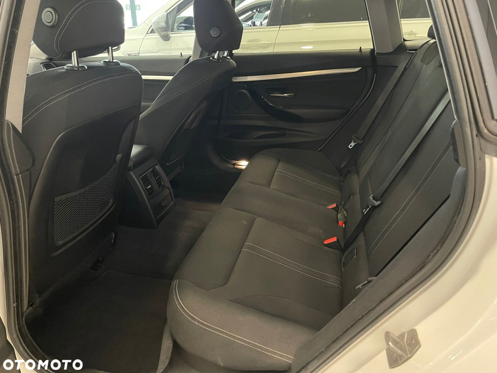 BMW Seria 3 - 11
