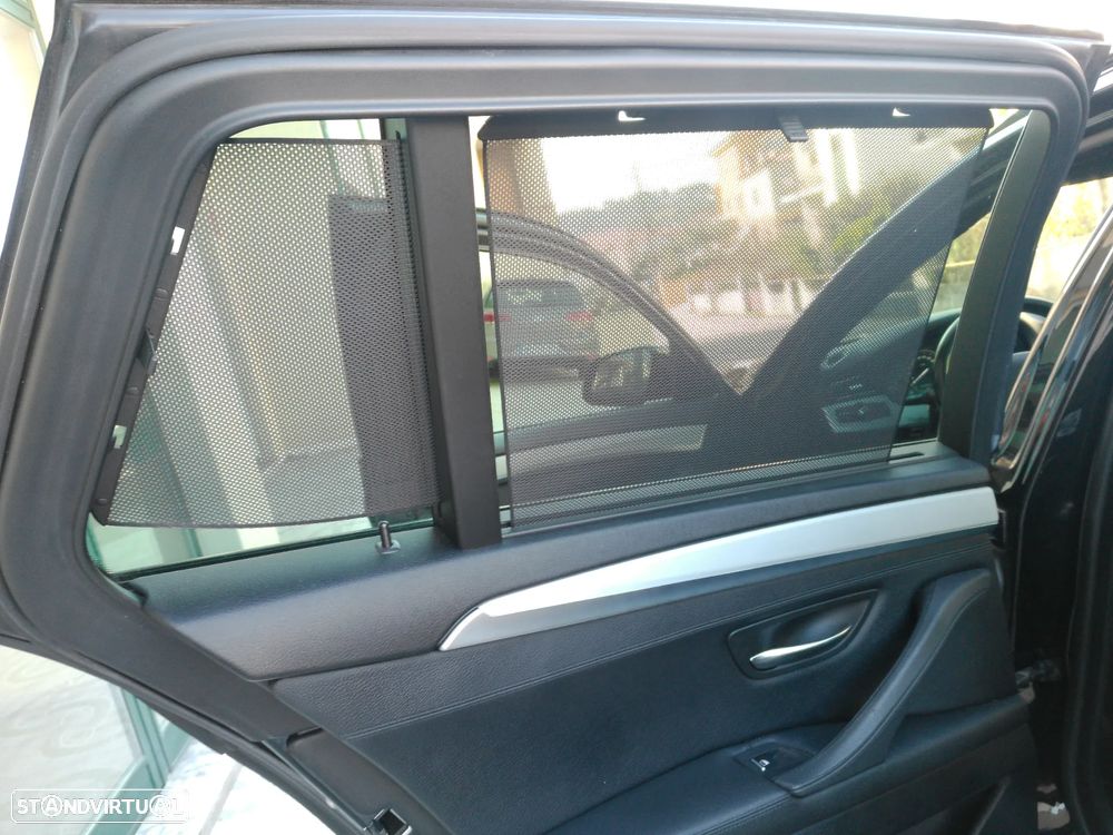 BMW 535 i xDrive Pack M Auto - 11