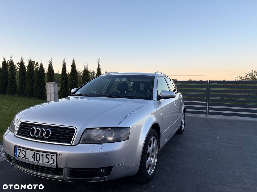 Audi A4 Avant - 1