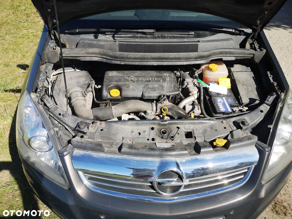 Opel Zafira - 4