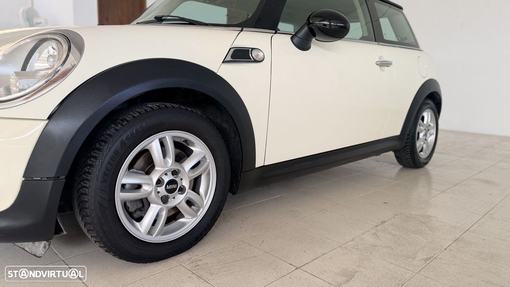 MINI 3 Portas One 1.6 - 2