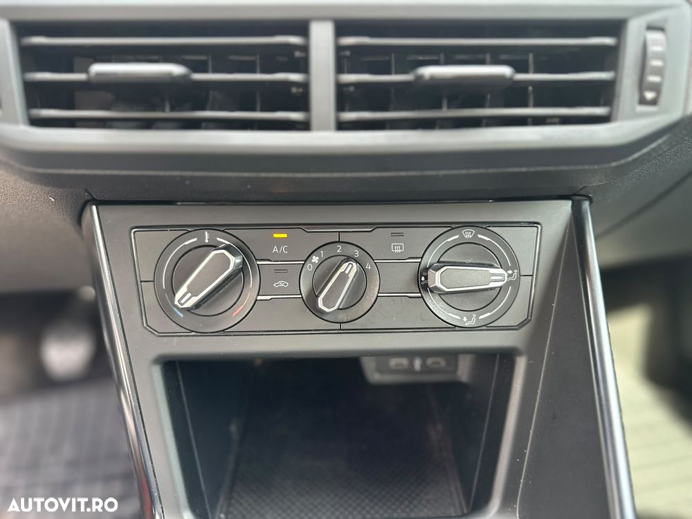 Volkswagen Polo - 17