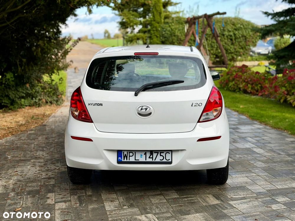 Hyundai i20 - 23