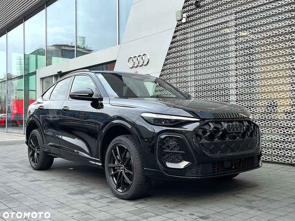 Audi Q5 Sportback - 9