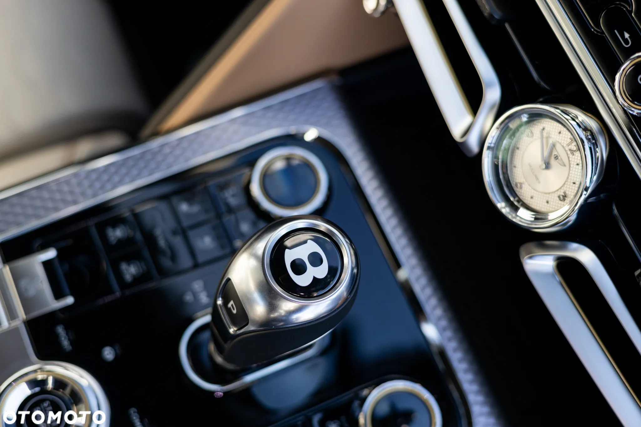 Bentley Flying Spur - 14