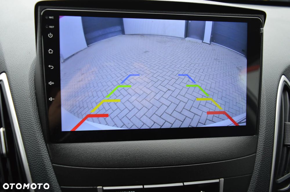 Hyundai ix35 1.7 CRDi 2WD Fifa World Cup Edition - 20