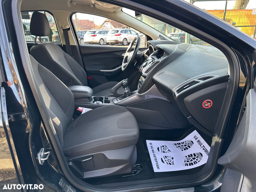 Ford Focus 2.0 TDCI DPF Titanium - 9