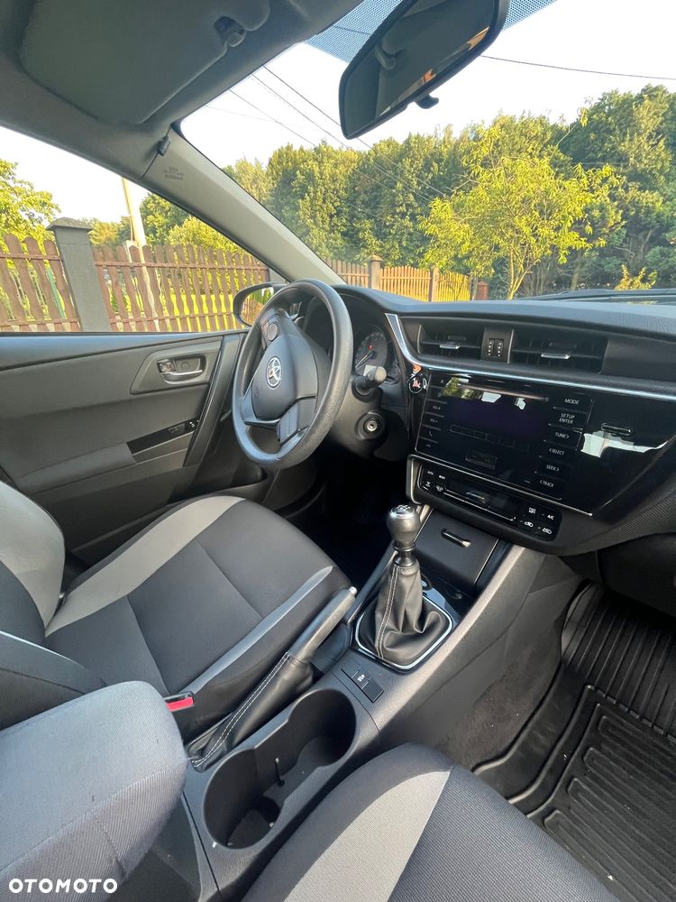 Toyota Auris 1.33 VVT-i Active - 7