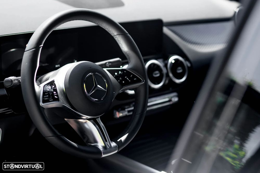 Mercedes-Benz GLA 250 e Progressive - 27