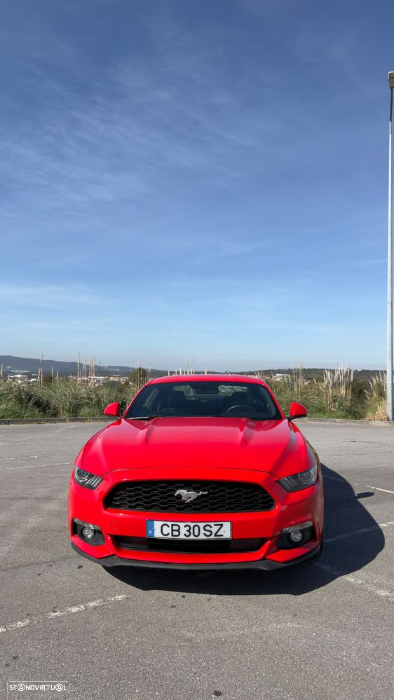 Ford Mustang 2.3 Eco Boost - 24