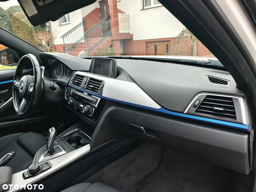 BMW Seria 3 320i GPF M Sport - 13