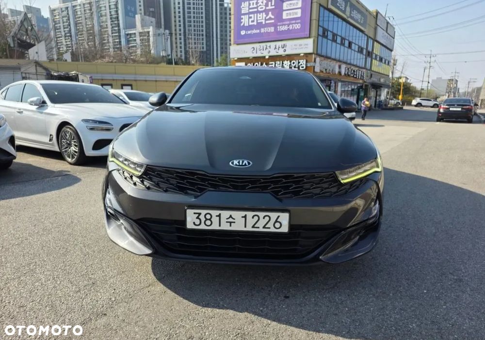 Kia K5 - 6