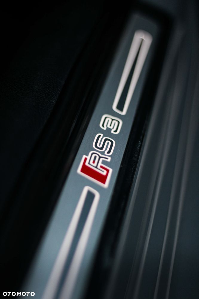 Audi RS3 Limousine TFSI quattro S tronic - 24