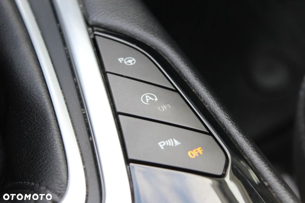 Ford S-Max 2.0 TDCi Titanium - 27
