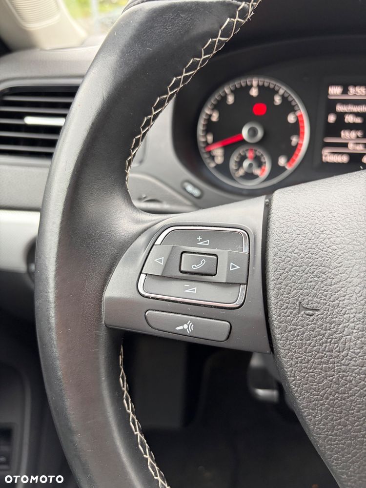 Volkswagen Jetta 1.4 TSI DSG Match - 10