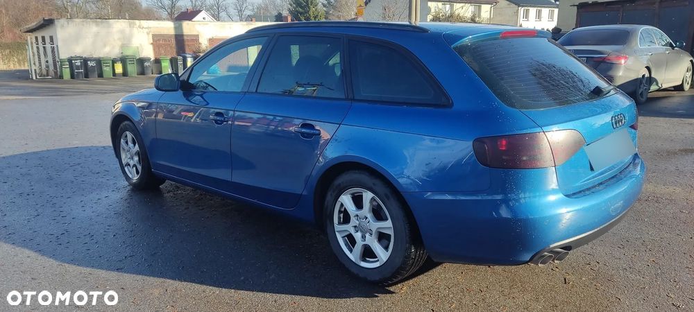 Audi A4 Avant 2.0 TDI Multitronic - 5