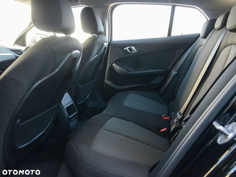 BMW Seria 1 118i Advantage - 30