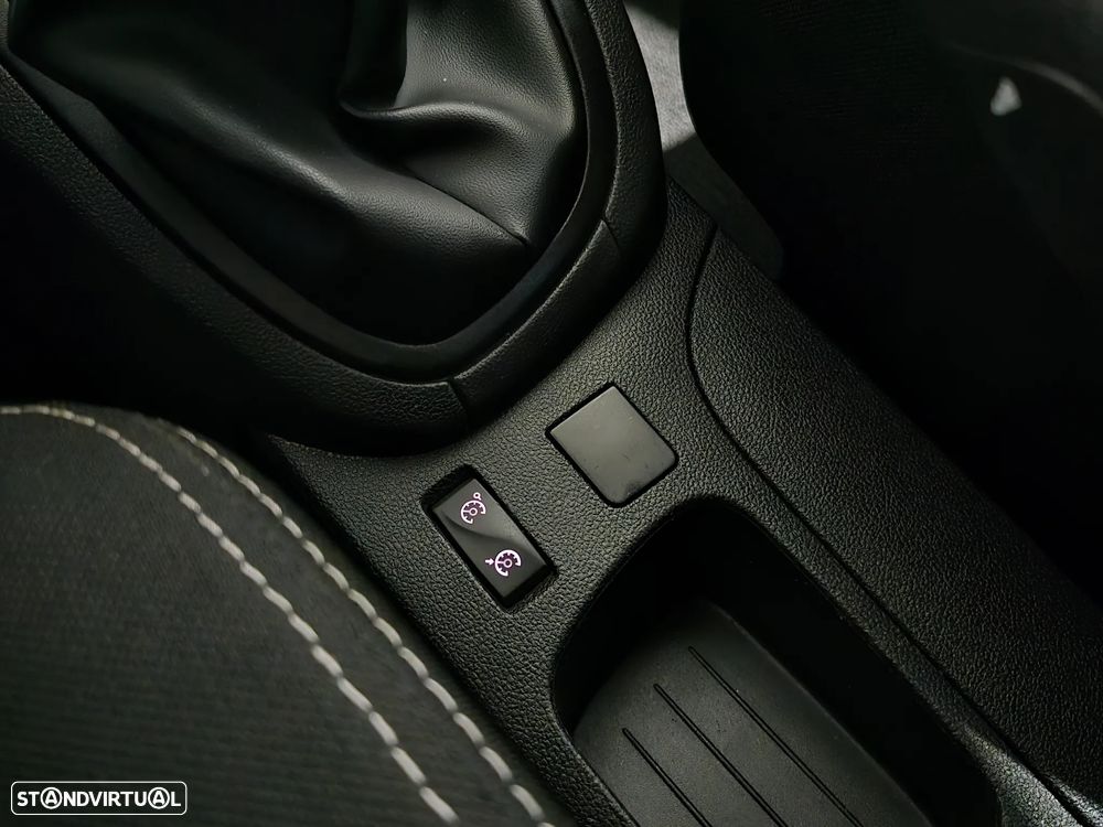 Renault Clio 1.5DCI - 2018 | GARANTIA | NACIONAL - 16