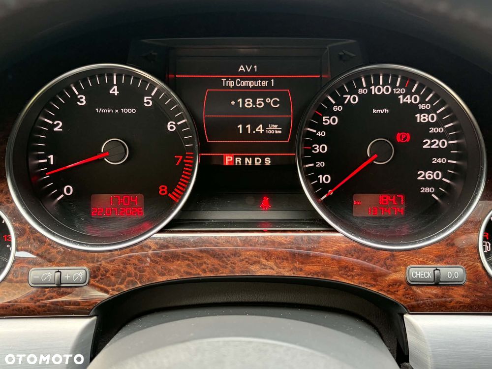 Audi A8 4.2 FSI Quattro - 7