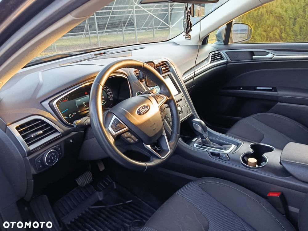 Ford Mondeo 2.0 TDCi Titanium PowerShift - 8