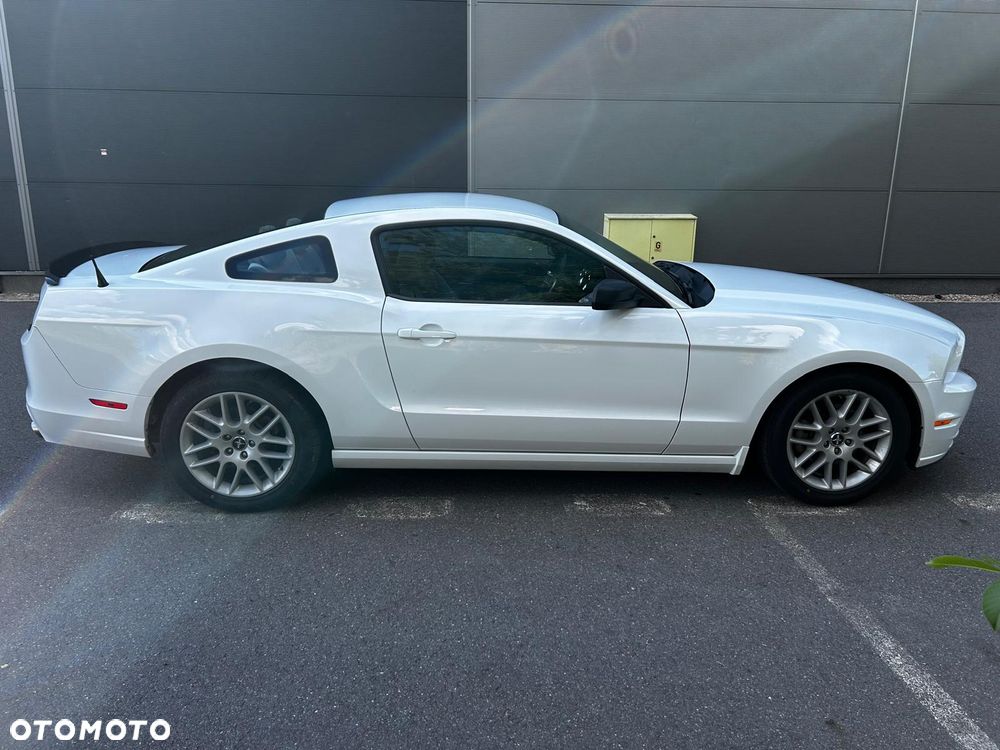 Ford Mustang 3.7 V6 - 4