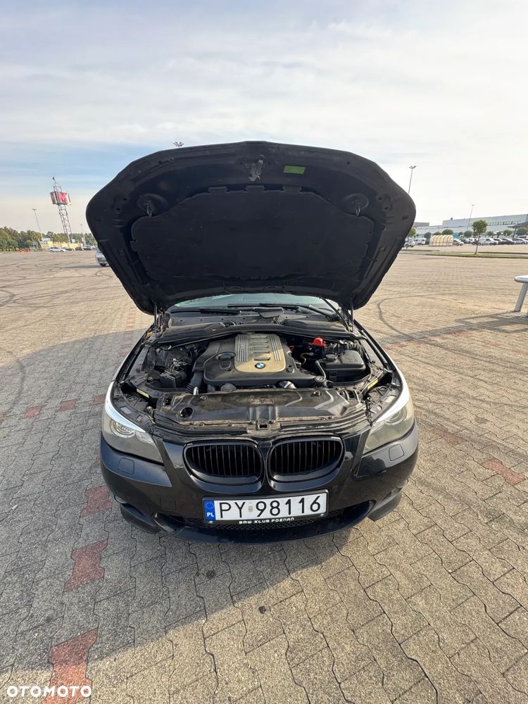 BMW Seria 5 525d Touring - 2