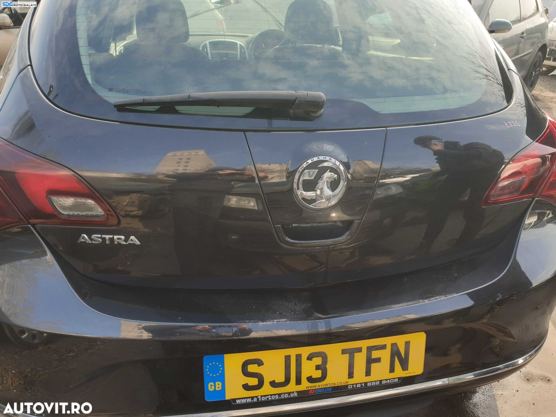 Haion Hayon Capota Portbagaj Dezechipat cu Luneta Geam Sticla Opel Astra J Hatchback 4 Usi 2009 - 2016 Culoare Z22C [K3380] - 4