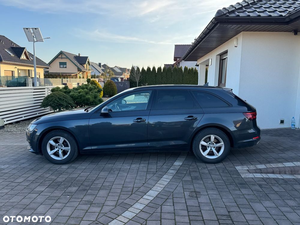 Audi A4 Avant 2.0 TDI S tronic - 9