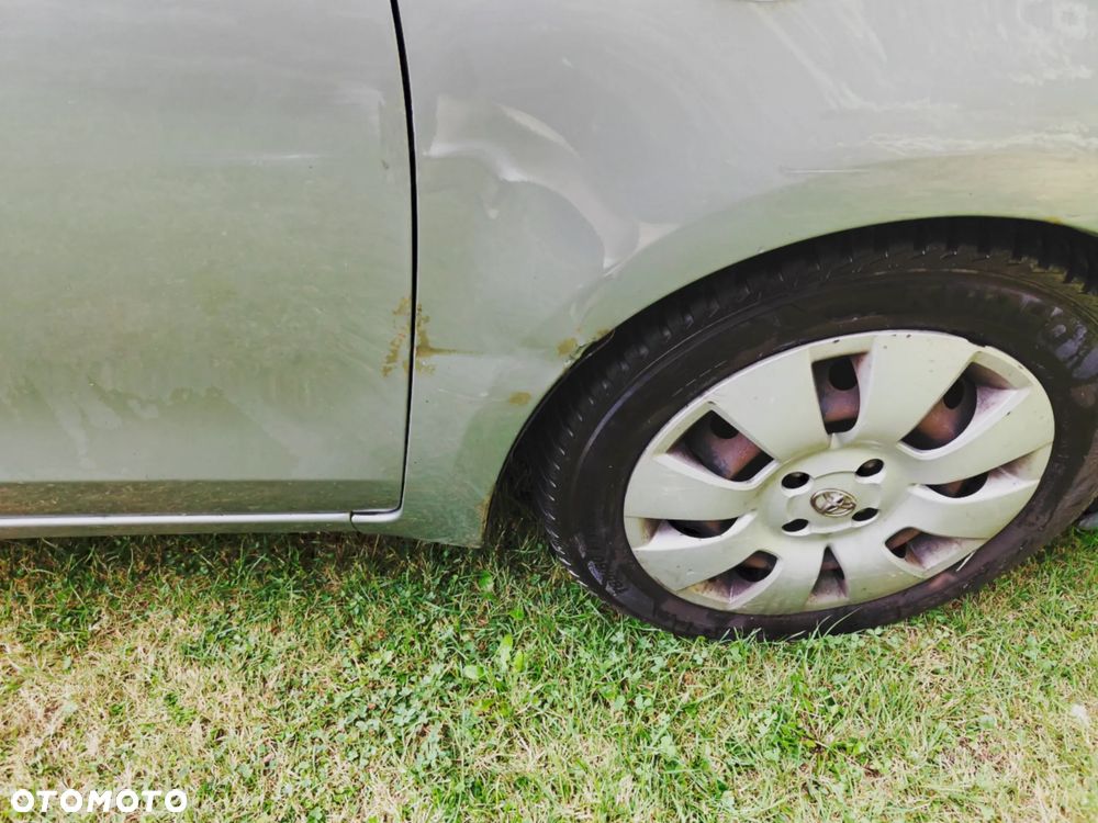 Toyota Yaris 1.4 D-4D Luna EU5 - 17