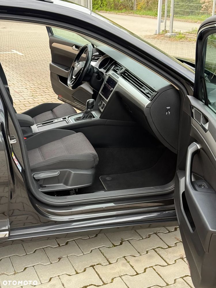 Volkswagen Passat 2.0 TDI BMT SCR Comfortline DSG7 - 22