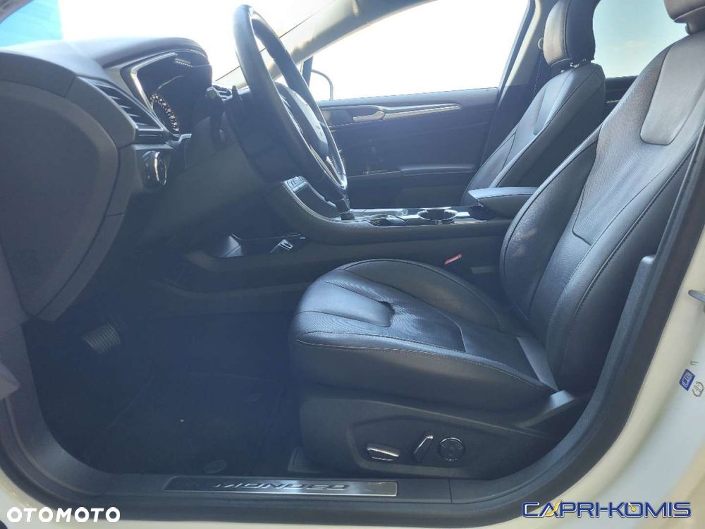 Ford Mondeo SW - 11