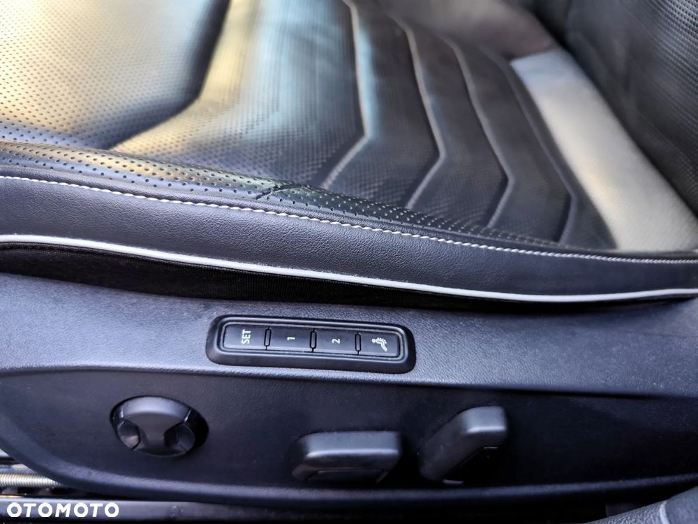 Volkswagen Arteon 2.0 TDI SCR DSG Elegance - 13