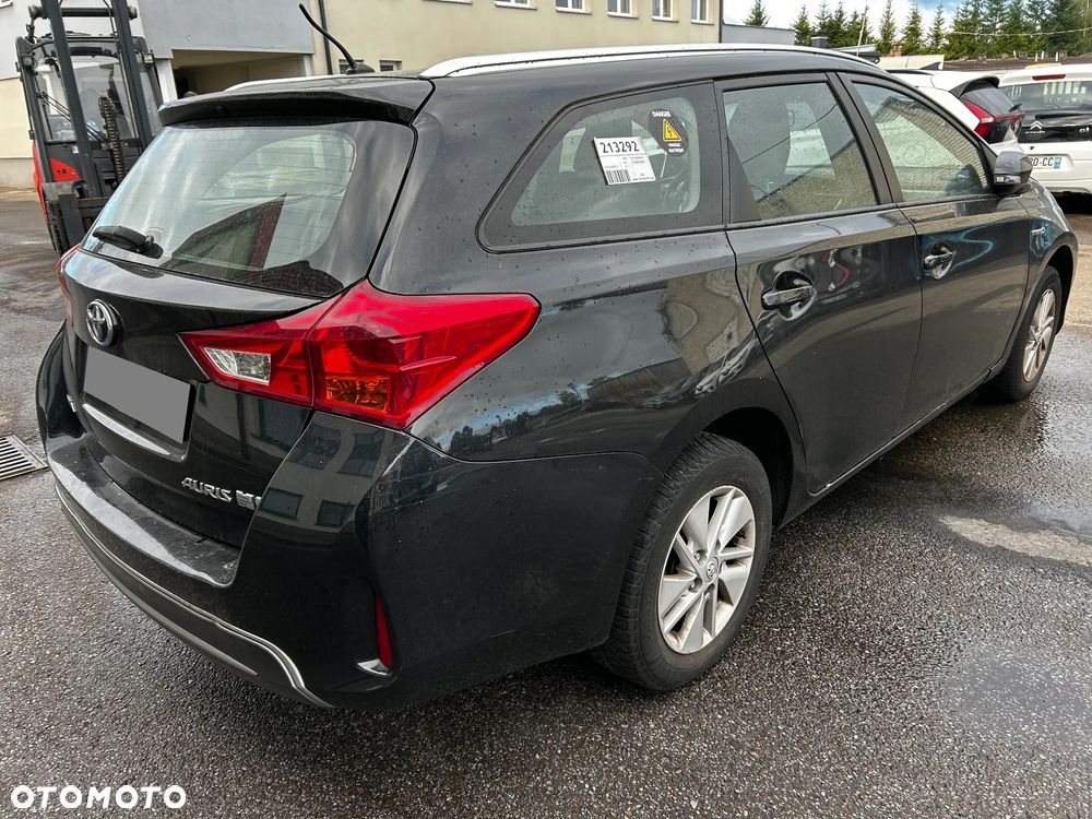 Toyota Auris - 1
