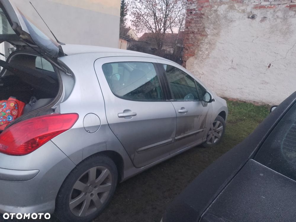 Peugeot 308 - 2