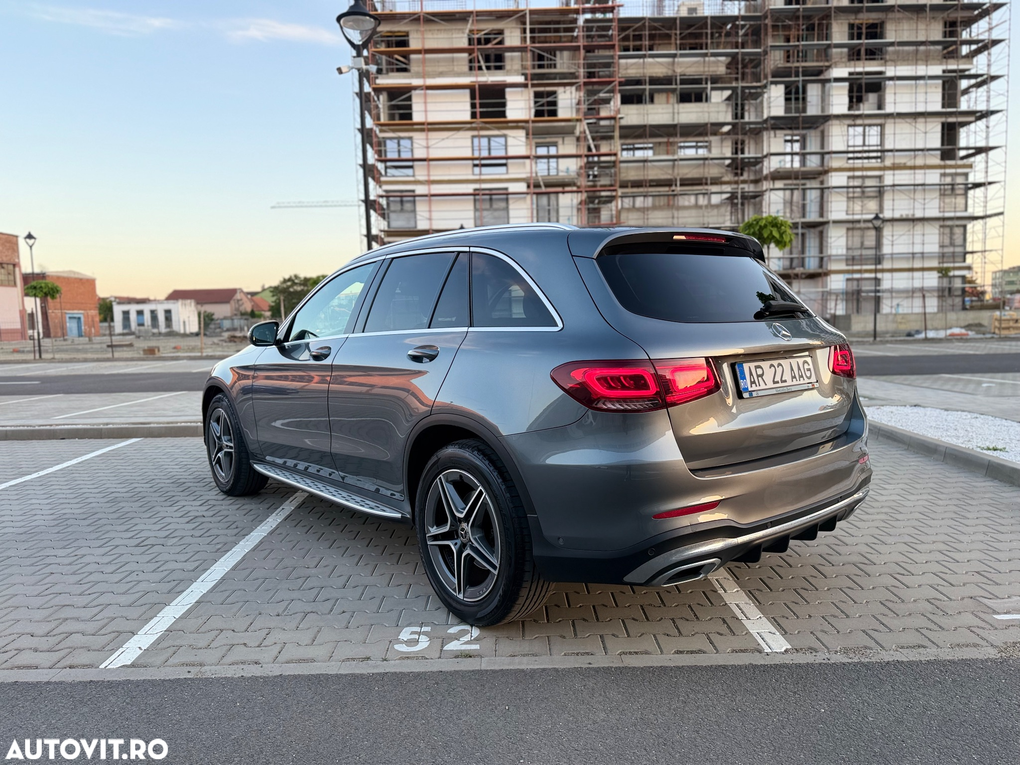 Mercedes-Benz GLC 220 d 4Matic 9G-TRONIC - 3